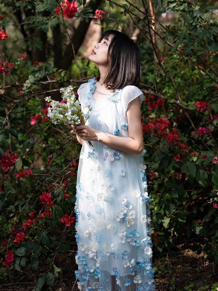  Đầm Vải Ren Thêu Màu Xanh Kết Hoa 