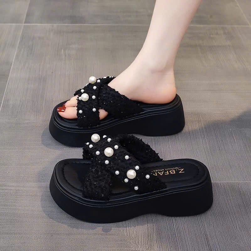  Dép Quai Ngang Đế Dày Đính Ngọc Trai 