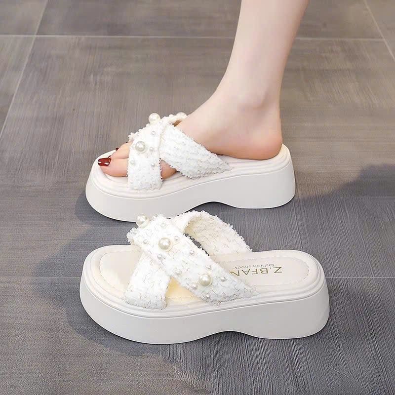  Dép Quai Ngang Đế Dày Đính Ngọc Trai 