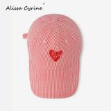  Nón Lưỡi Trai Thêu Trái Tim 