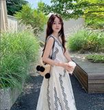  Đầm Liền Thân Tay Ngắn In Hoa Phối Ren 