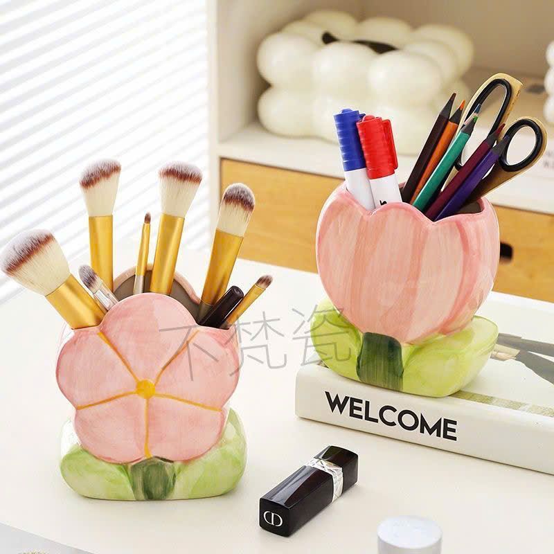  Lọ Bút Gốm Hoa Tulip Dễ Thương 