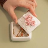  Hộp Sứ Vuông Đa Năng Hoa Hồng 