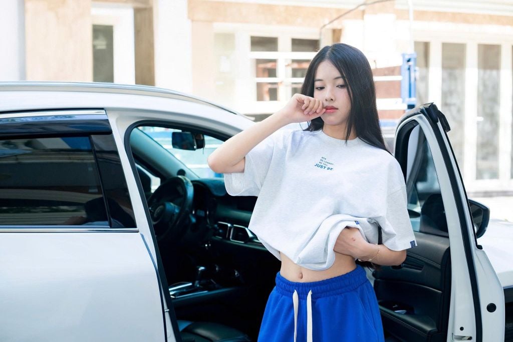 Áo Thun Boxy BFN Just Be - BFBXY006