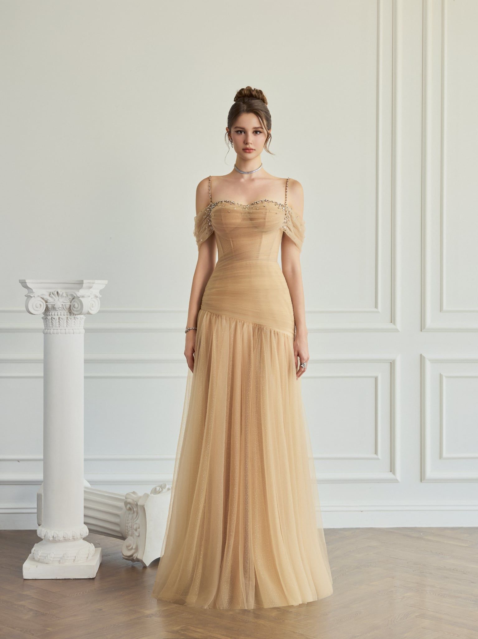  Aliora Tulle Mermaid Off-Shoulder Dress 