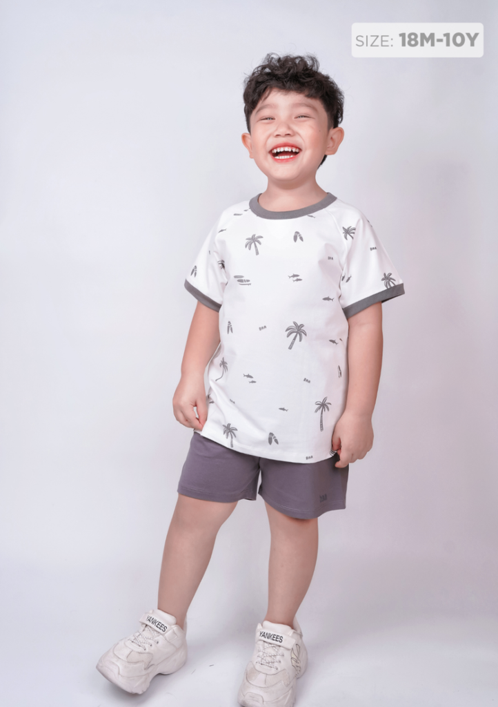 Đồ Bộ Ngắn Tay Bé Trai Trắng Hoạ Tiết Nhiệt Đới Phối Xám