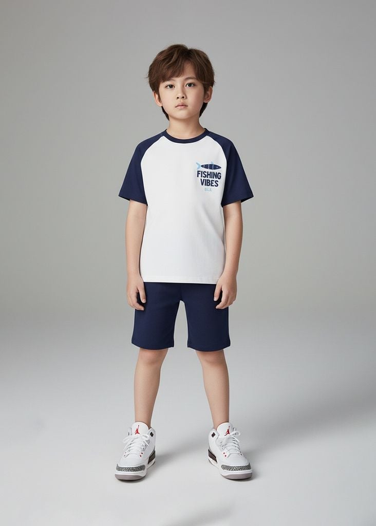 Áo Thun Raglan Form Rộng Bé Trai Trắng Phối Navy Fishing Vibes