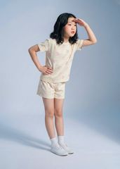 Bộ Thun Ngắn Tay Form Rộng Bé Gái Kem Hoạ Tiết Trái Tim