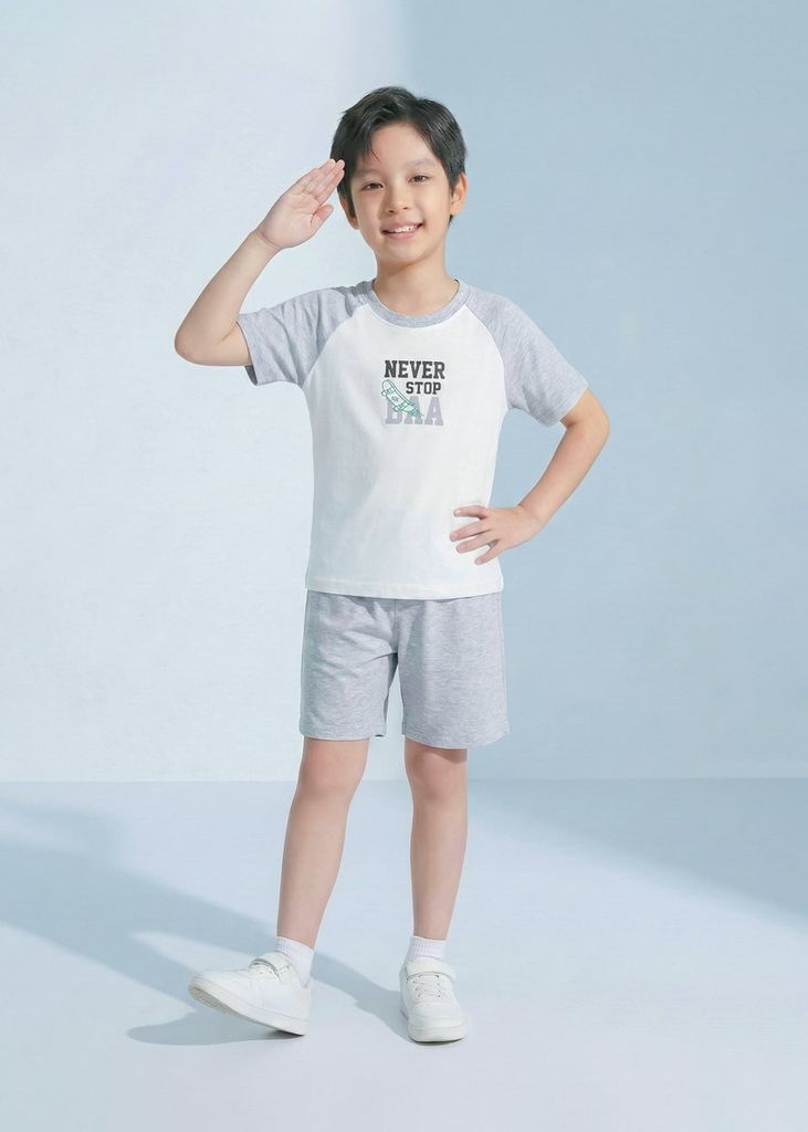 Bộ Thun Tay Raglan Bé Trai Trắng Kem Phối Xám Never Stop