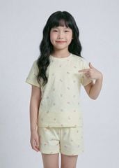 Bộ Thun Ngắn Tay Form Rộng Bé Gái Kem Hoạ Tiết Hoa Tulip