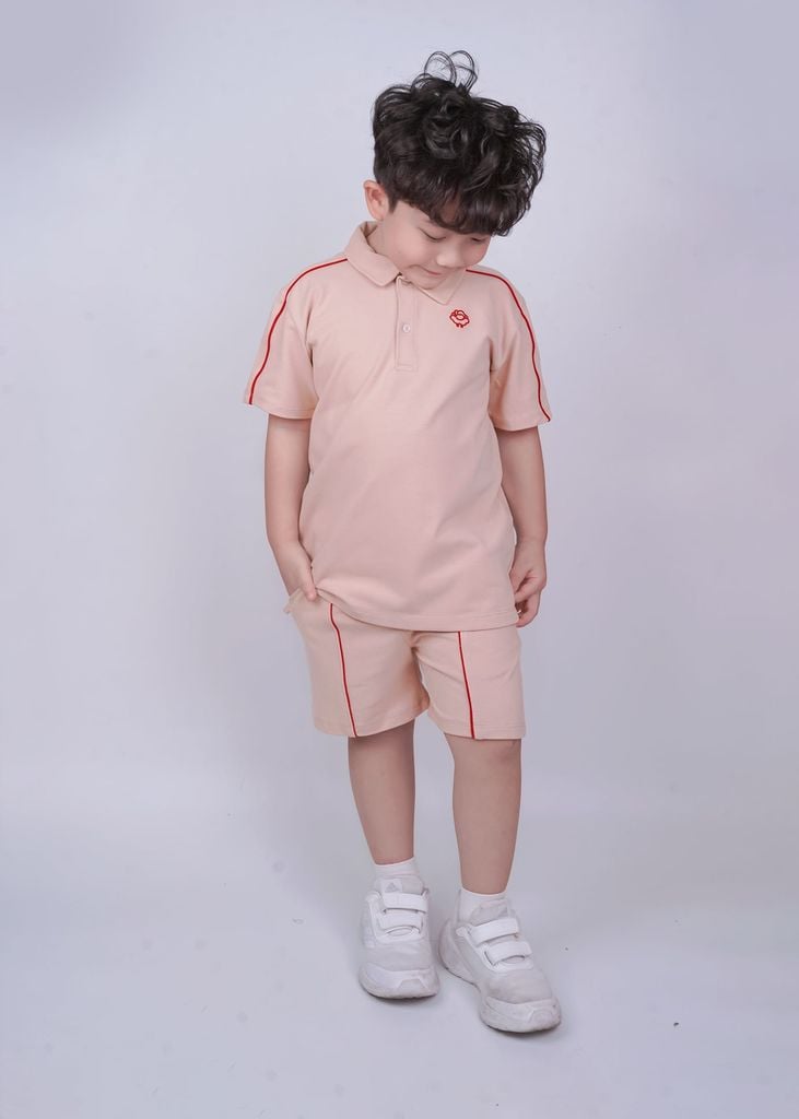 Set Polo Ngắn Tay Bé Trai Beige Viền Đỏ