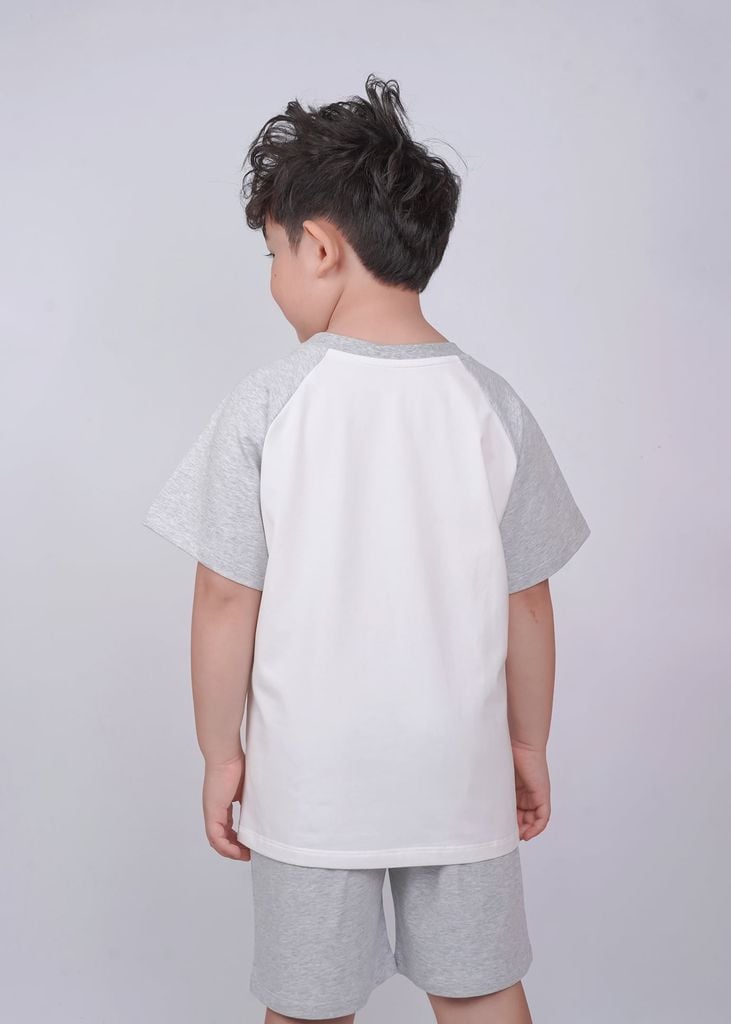 Bộ Thun Tay Raglan Bé Trai Trắng Kem Phối Xám Never Stop