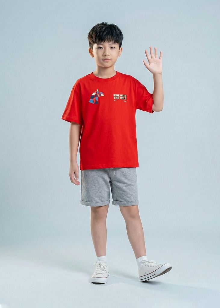 Áo Thun Form Rộng Bé Trai 230gsm Đỏ Ride With The Wild 02