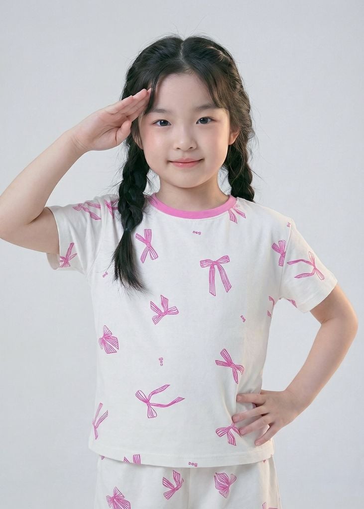 Bộ Thun Ngắn Tay Bé Gái Form Rộng Trắng Hoạ Tiết Nơ