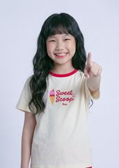 Bộ Thun Ngắn Tay Bé Gái Form Rộng Kem Ice Cream Phối Đỏ