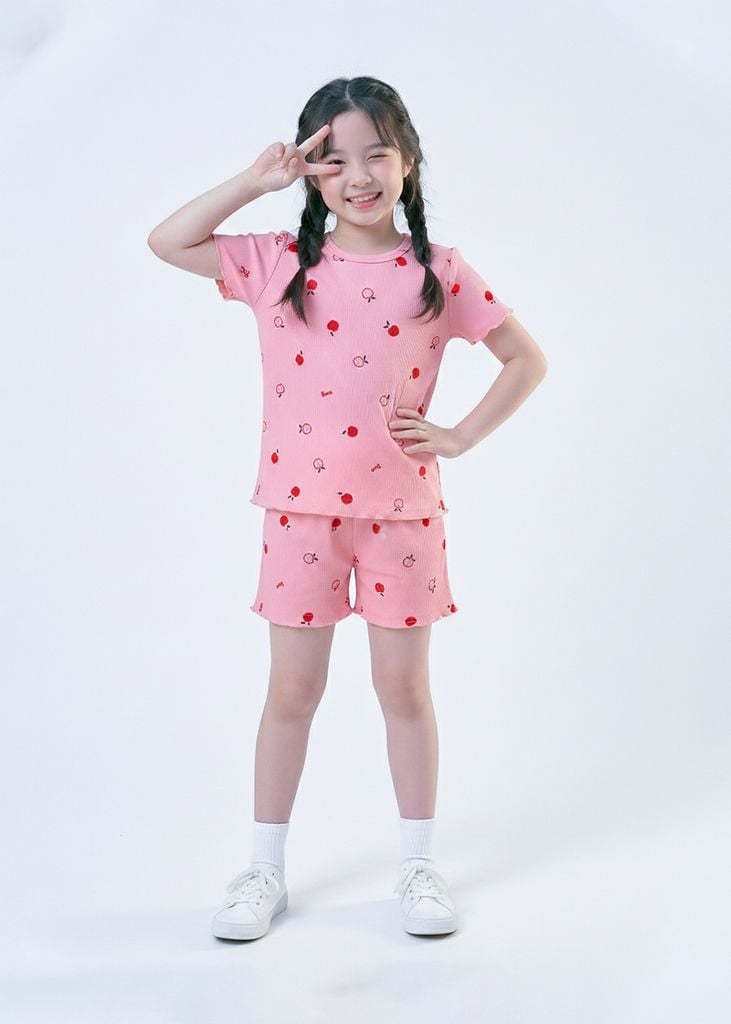 Bộ Thun Ngắn Tay Bé Gái Hồng Gân Hoạ Tiết Quả Táo