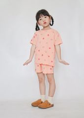 Bộ Thun Ngắn Tay Bé Gái Form Rộng Cam Hoạ Tiết Quả Táo