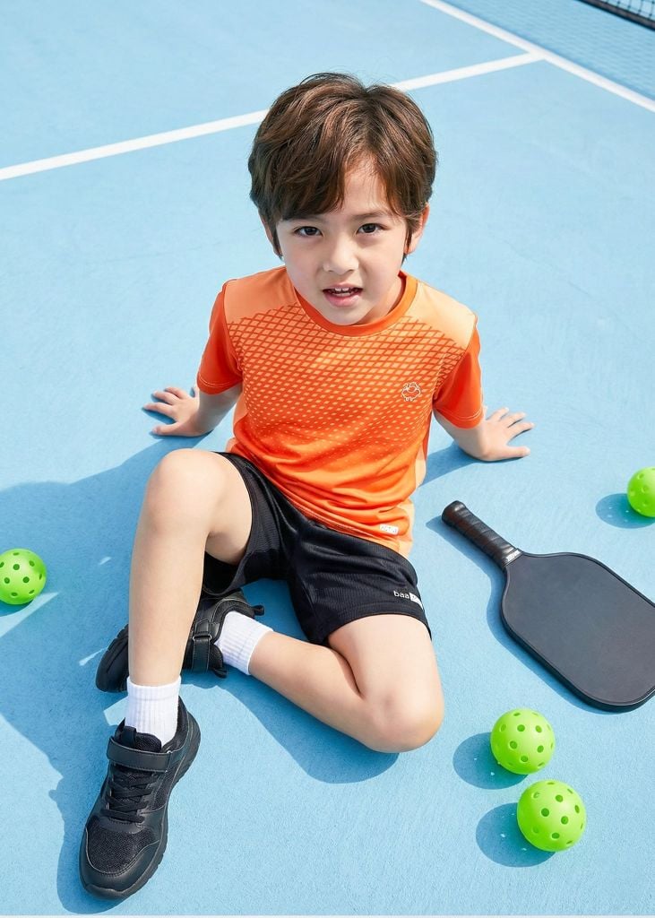 Set Thể Thao Cho Bé Siêu Nhẹ Ultra Light Ombre (Cam + Đen) 02