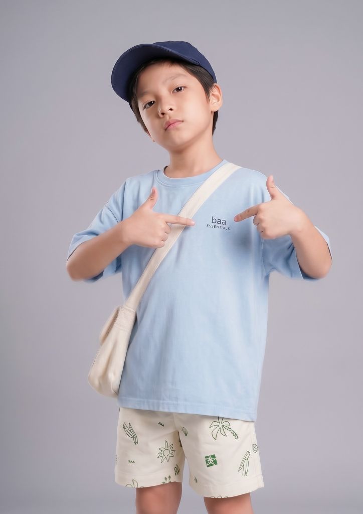 Áo Thun Form Rộng Bé Trai Xanh Nhạt