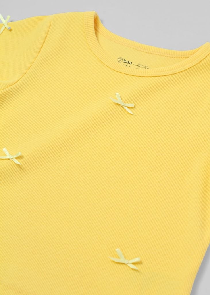 Áo Thun Gân Ngắn Tay Bé Gái Vàng Nơ