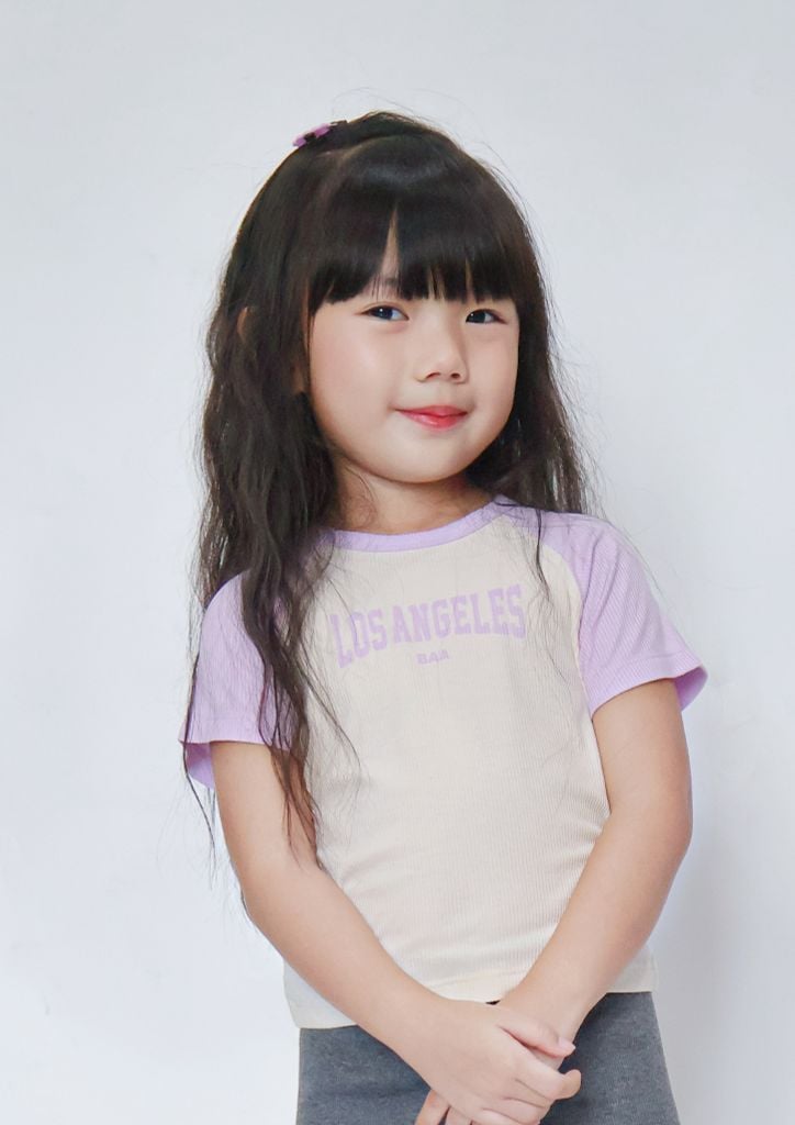 Áo Thun Gân Raglan Bé Gái Kem Phối Tím Los Angeles