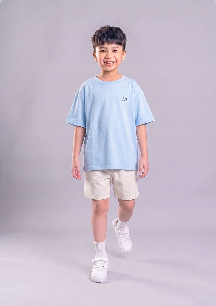 Bộ Áo Thun Form Rộng Và Quần Short Khakis Bé Trai (Xanh Nhạt + Xám Nhạt)