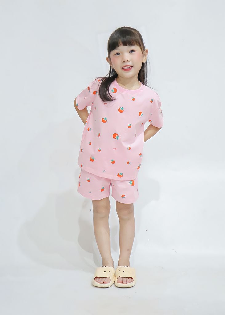 Bộ Thun Ngắn Tay Bé Gái Form Rộng Hồng Nhạt Họa Tiết Tomato