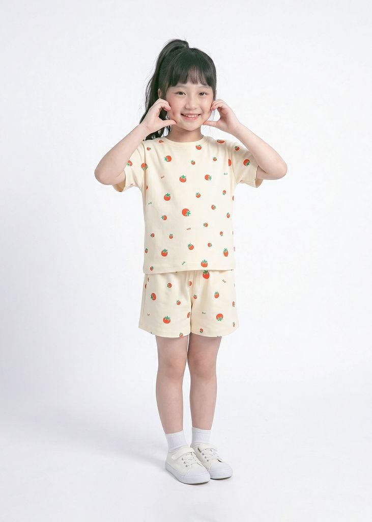 Bộ Thun Ngắn Tay Bé Gái Form Rộng Kem Họa Tiết Tomato