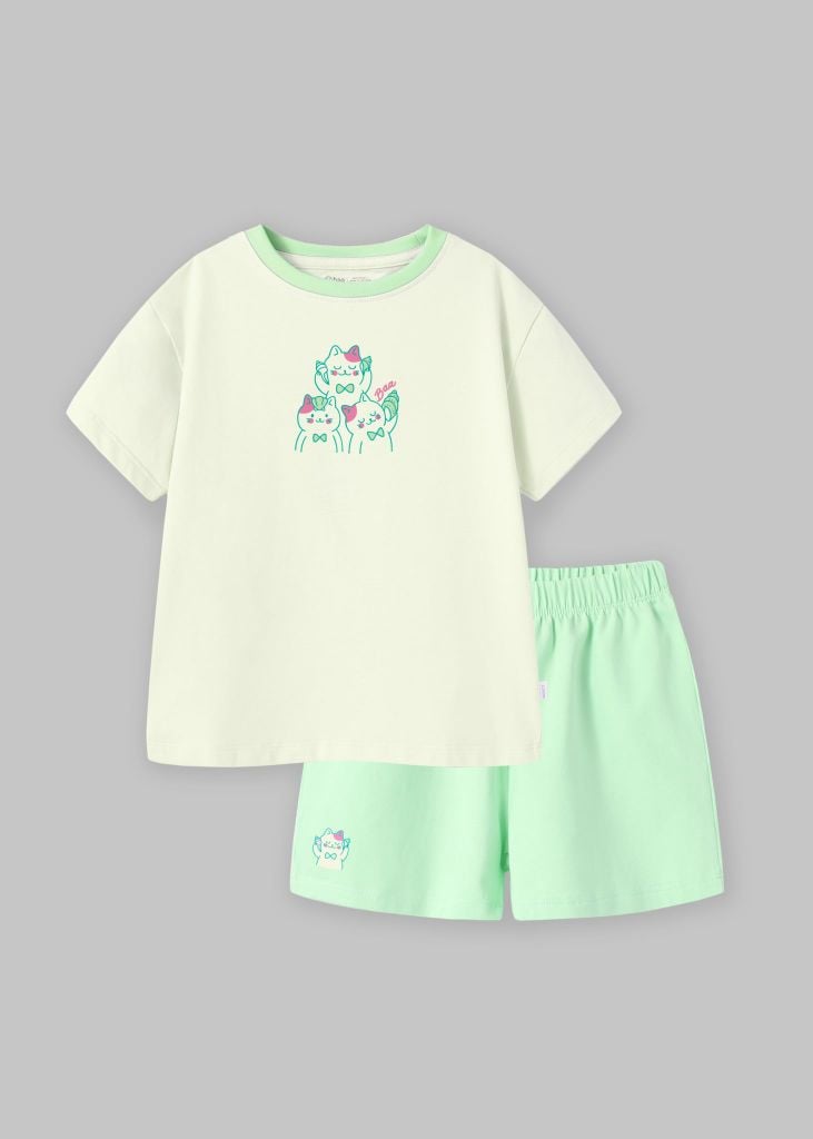 Bộ Thun Ngắn Tay Bé Gái Form Rộng Kem Sweet Cats Phối Xanh