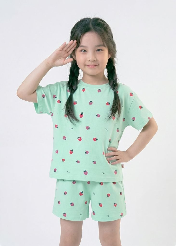 Bộ Thun Ngắn Tay Bé Gái Form Rộng Xanh Họa Tiết Strawberry