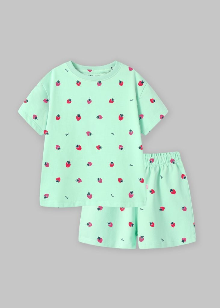 Bộ Thun Ngắn Tay Bé Gái Form Rộng Xanh Họa Tiết Strawberry
