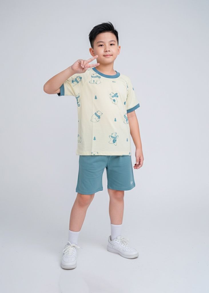 Bộ Thun Ngắn Tay Bé Trai Kem Hoạ Tiết Winter Bear Phối Xanh
