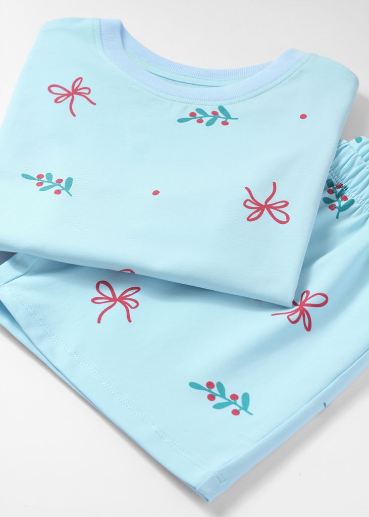 Bộ Thun Ngắn Tay Form Rộng Bé Gái Xanh Hoạ Tiết Christmas