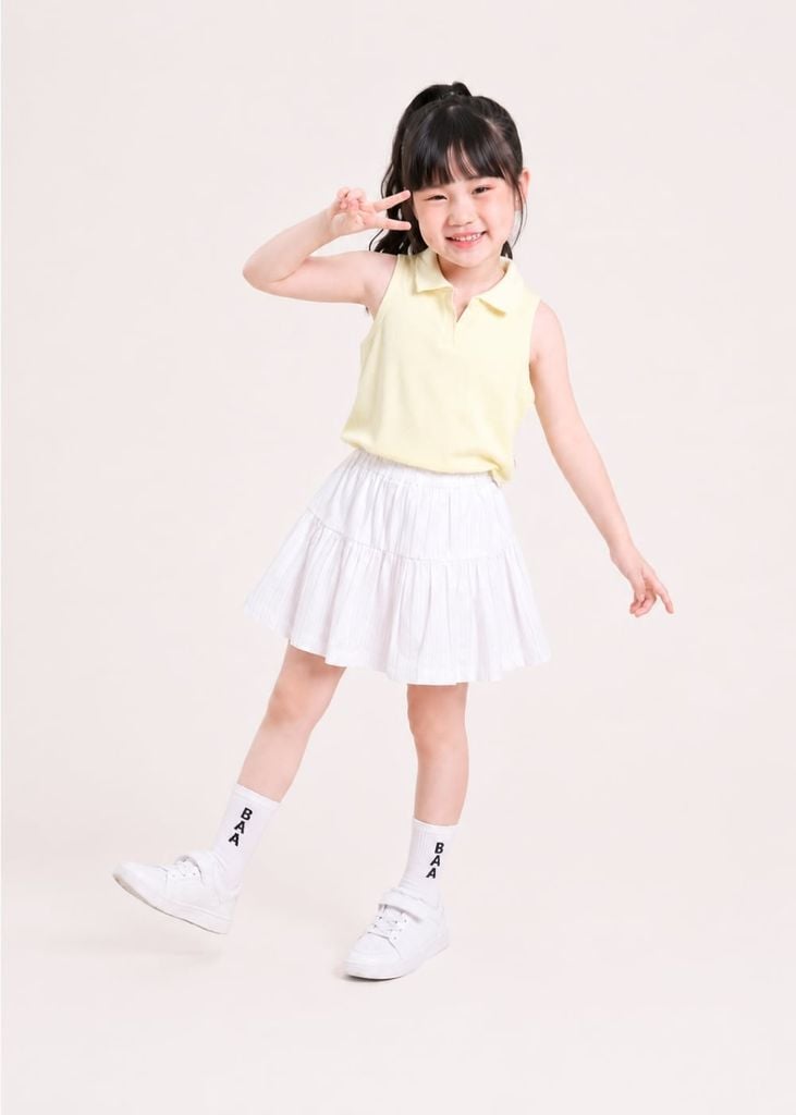 Chân Váy Quần Bé Gái Kate Kiểu Trắng 02