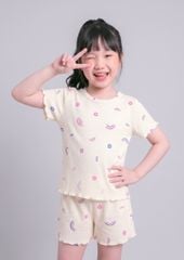 Đồ Bộ Ngắn Tay Bé Gái Gân Trắng Kem Hoạ Tiết Cầu Vồng