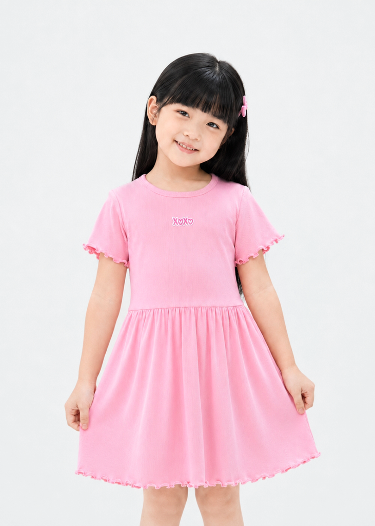 Đầm Ngắn Tay Bé Gái Hồng Thêu XOXO