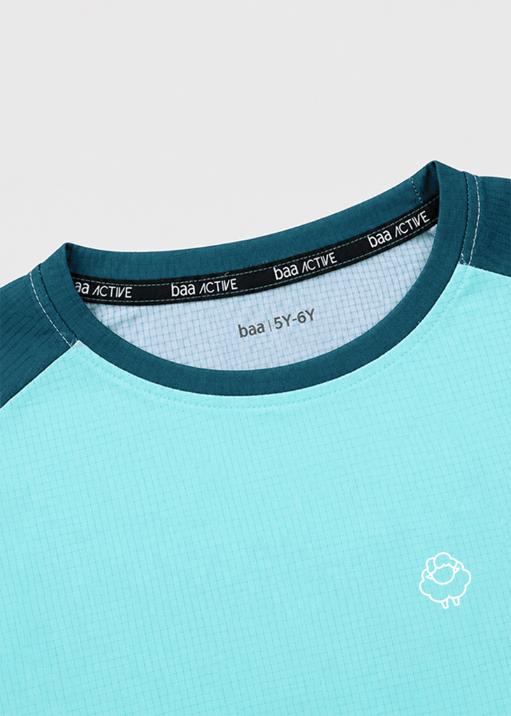 Set Thể Thao Cho Bé Siêu Nhẹ Ultra Light Họa Tiết (Xanh Halftone + Trắng 04 Form Ngắn)
