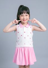Set Polo Cộc Tay & Chân Váy Xếp Ly Bé Gái Trắng Hoạ Tiết Strawberry Phối Hồng
