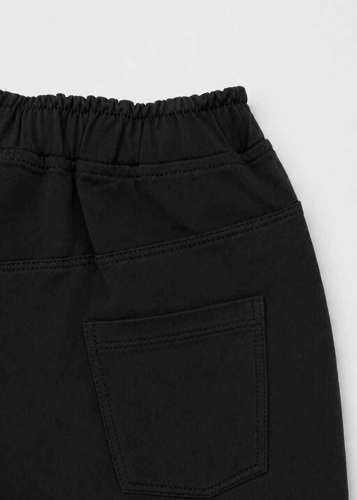 Quần Short Bé Trai Da Cá Đen