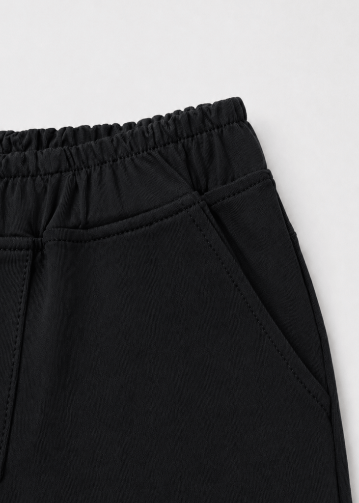 Quần Short Bé Trai Da Cá Đen