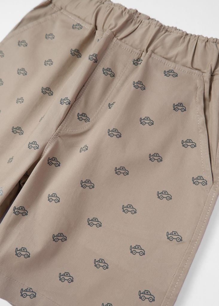 Quần Short Khakis Bé Trai Be Đậm Hoạ Tiết Xe