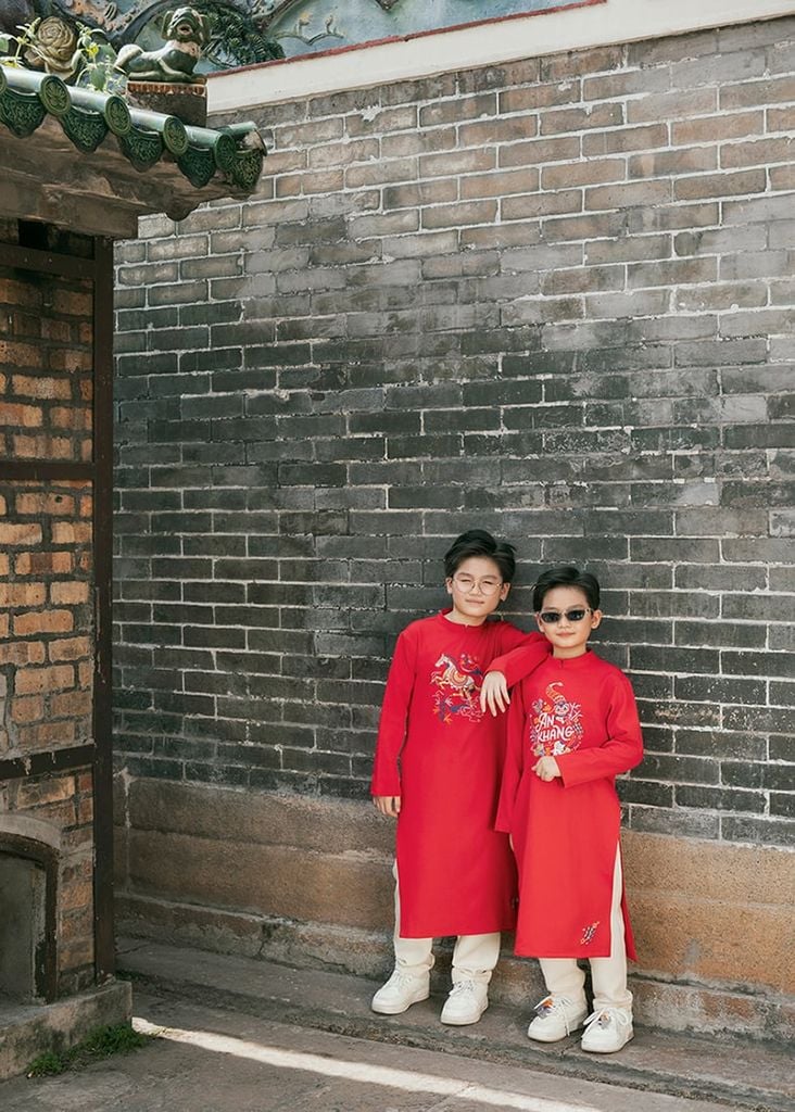 Set Áo Dài Thêu Cao Cấp Bé Trai Đỏ An Khang