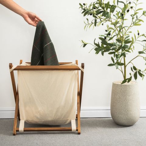  Giỏ Đựng Quần Áo Khung Gỗ – X-Frame Laundry Hamper 