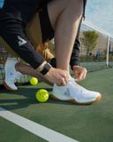  Giày JOOLA Men's Pickleball Shoes FUNKSH1n_PB: R4LLy (WHT/Gum) 