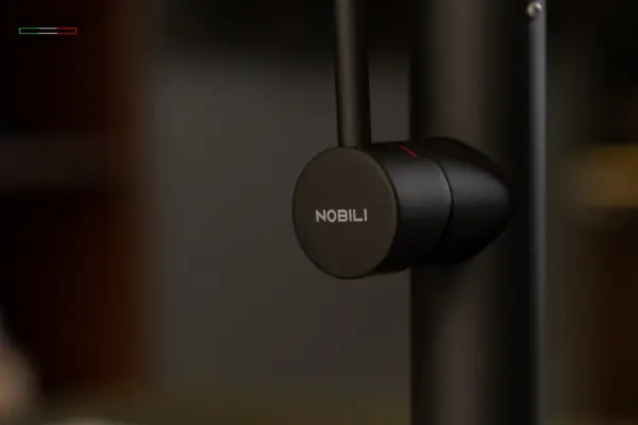 Vòi rửa chén Nobili MATCH NB218B nóng lạnh