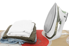 Bàn ủi hơi nước BlueStone SIB-3879