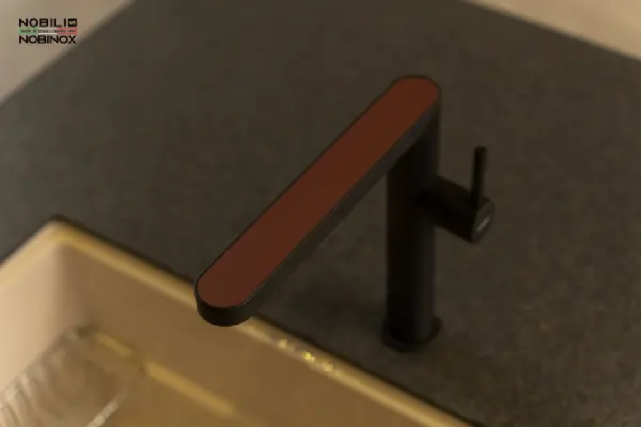 Vòi rửa chén Nobili MATCH NB218B nóng lạnh