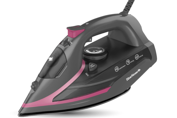 Bàn ủi hơi nước BlueStone SIB-3835