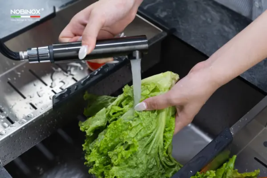 Vòi rửa chén Nobili MANIA NB216LTB nóng lạnh