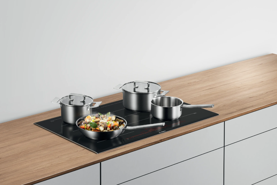 Bộ nồi Bosch HEZ9SE040 • 17005719